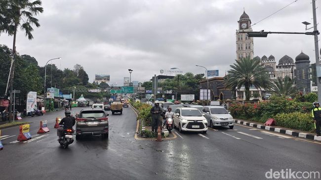 Lalu lintas di Jalur Puncak Bogor kembali normal 2 arah.