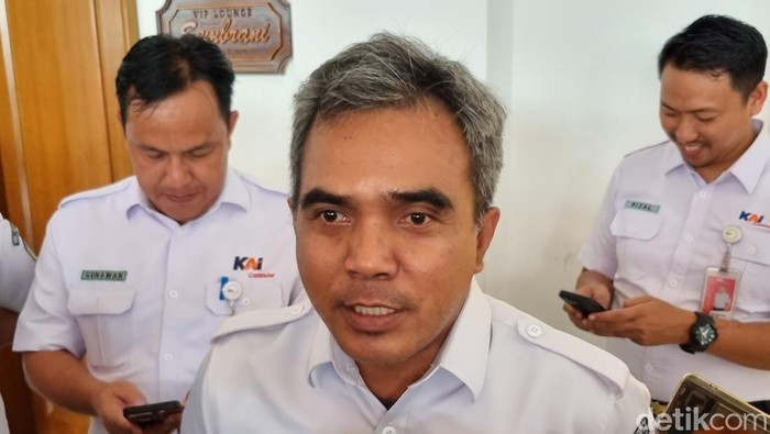 Manager Humas KAI Daop 8 Surabaya Luqman Arif.