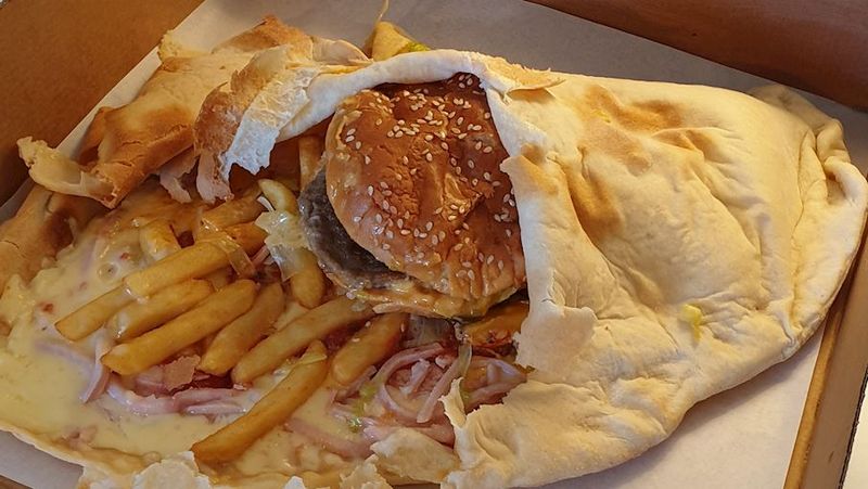 Pancake Darah dan Kepala Domba Bakar, Makanan Paling Tidak Enak Sedunia