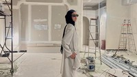 Ia mendapatkan dukungan dari teman selebritas di kolom komentar Instagram miliknya. Foto: instagram Paula Verhoeven