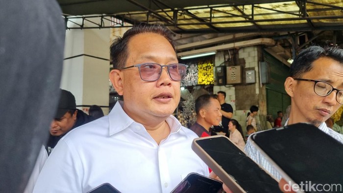 PJ Gubernur Jatim Adhy Karyono.