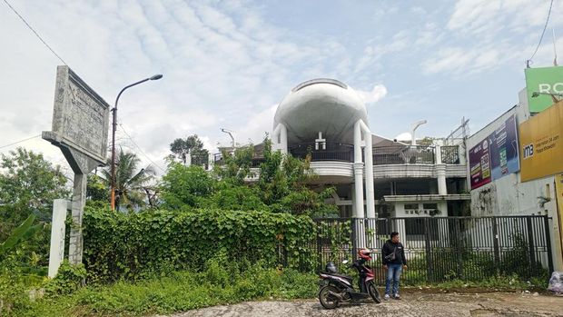 Potret Bangunan Pesawat Terbengkalai di Sumedang. Potret Bangunan Pesawat Terbengkalai di Sumedang. (Dok. Detikcom/Dwiky Maulana Velayati)