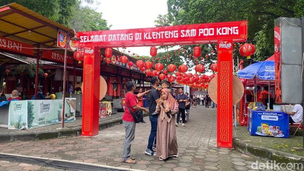 Suasana objek wisata Kelenteng Sam Poo Kong di daerah Simongan, Kecamatan Semarang Barat, Selasa (28/1/2025).
