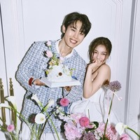 Setelah terungkap berpacaran, penggemar menyadari Choi Si Hun pernah membagikan foto bersama Ailee pada tahun 2023. Dia menyebut kekasihnya sebagai idolanya dan datang menonton konsernya. Foto: dok. Instagram @aileeonline