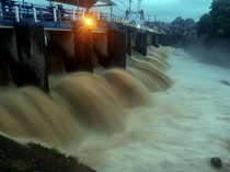 Bendung Katulampa Bogor Siaga 4