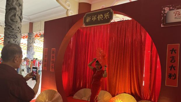 Dekorasi meraih Tahun Baru Imlek di Vihara Maha Maitreya Deli Serdang. (Kartika Sar/detikSumut)
