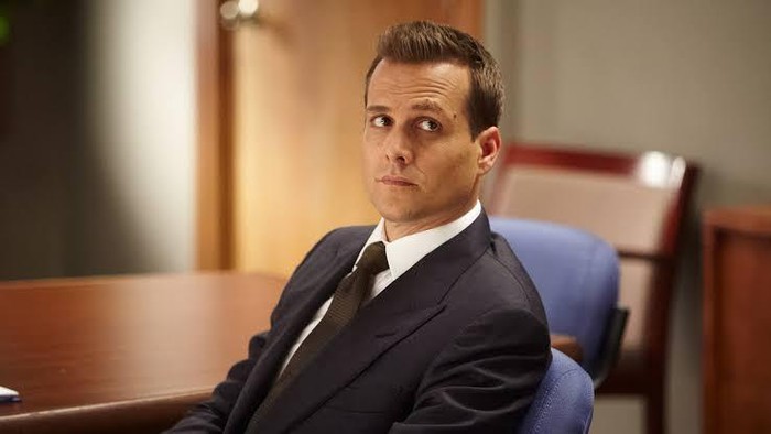 Gabriel Macht Cuplikan adegan dalam serial Suits.
