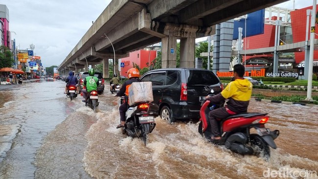 Hujan Lampaui Kapasitas Infrastruktur Pengendali di Balik Banjir Jakarta