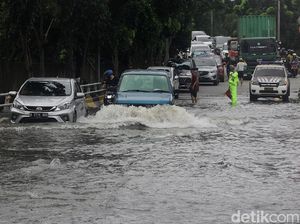 Waspada Komponen Mobil Hybrid Rusak saat Terabas Banjir, Ini Tips Amannya