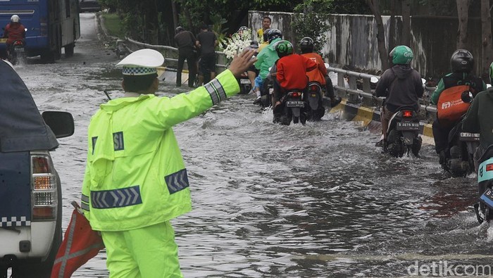 Bina Marga Ungkap Penyebab Flyover Pesing Sering Kebanjiran Saat Hujan Deras