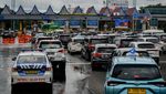 Tol Sedyatmo Tergenang, Gerbang Tol Cengkareng Macet