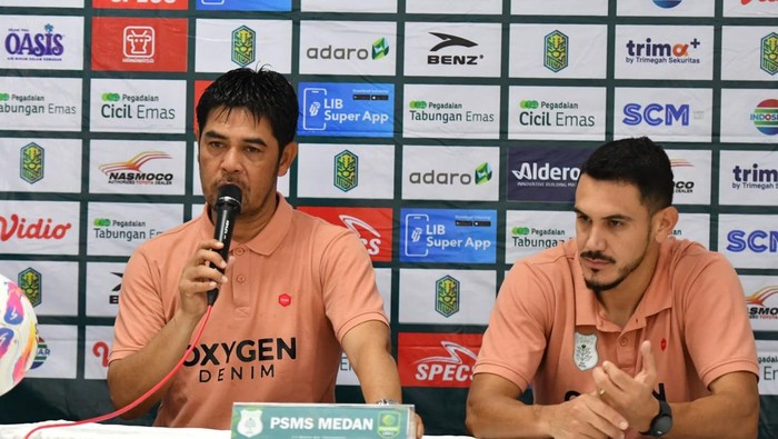 Pelatih PSMS Medan Nil Maizar dan Juninho Cabral saat temu pers jelang laga melawan Nusantara United FC (Dok. PSMS Medan)