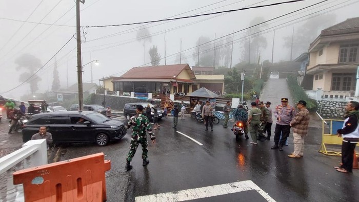 Pengamanan di Bromo selama libur panjang.