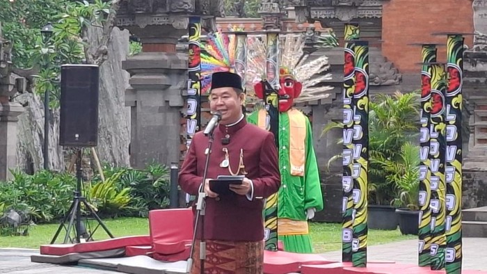 Penjabat (Pj) Gubernur Jakarta Teguh Setyabudi menghadiri acara Festival Pecinan di Taman Mini Indoensia Indah (TMII).