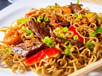 Resep Mie Goreng Daging Sapi dan Udang yang Gurih Spesial Rasanya