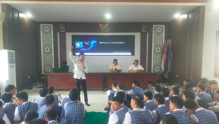 Usaha Polres litar Kota Kurangi Kenakalan Remaja