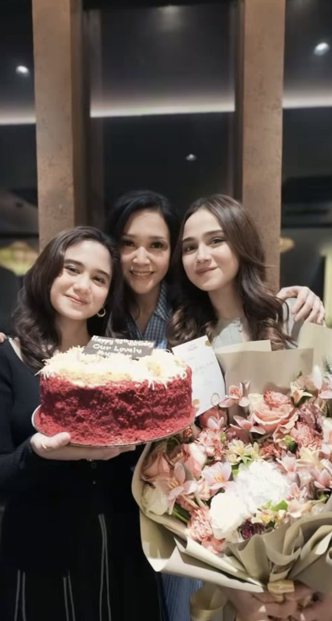 Syifa Hadju dan Tissa Biani Syifa Hadju dan Tissa Biani