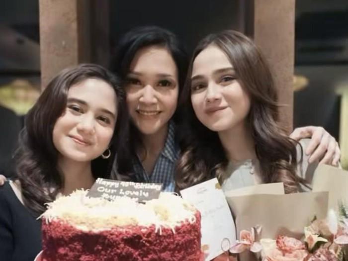 Syifa Hadju dan Tissa Biani