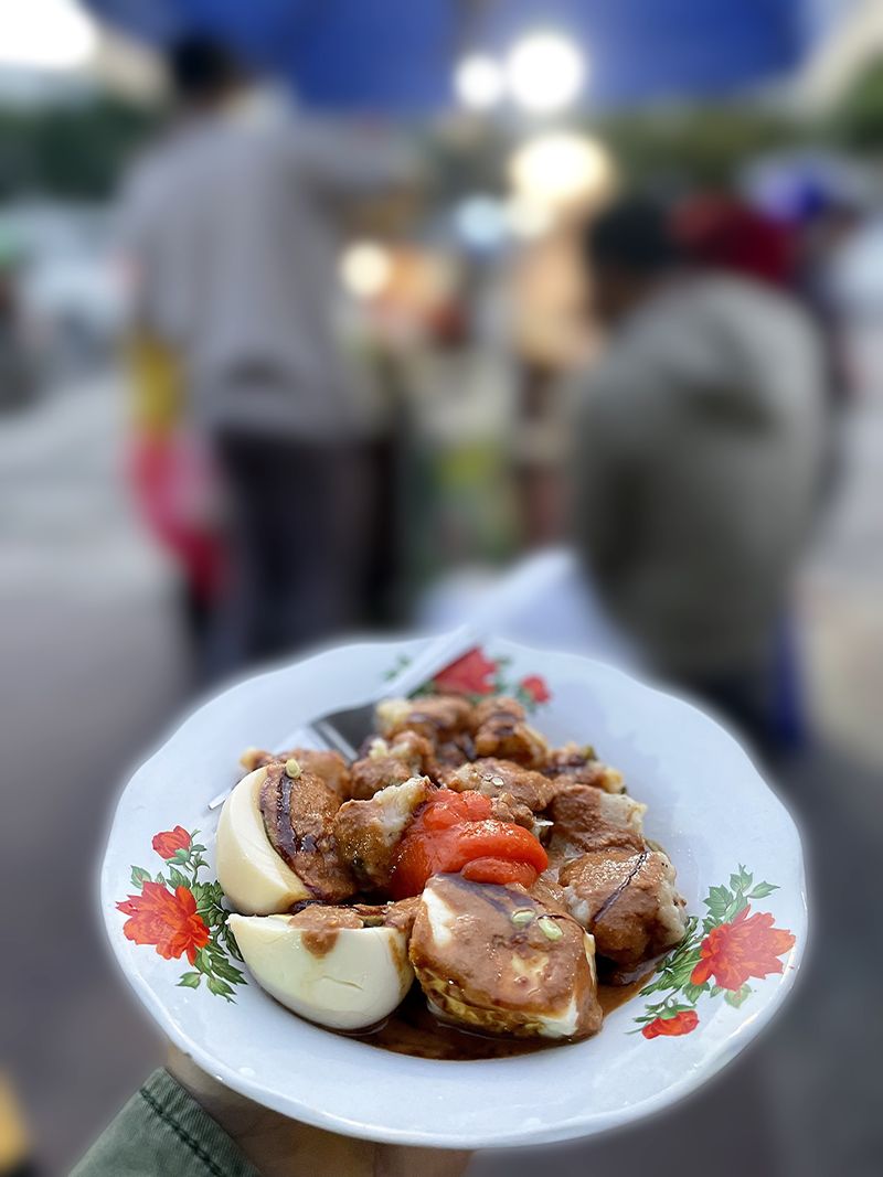 5 Siomay Enak dan Legendaris di Jatinegara yang Wajib Dicoba!