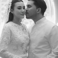 Memasuki usia kehamilan 4 bulan, baby bump di perut Aaliyah juga sudah mulai membesar dan terlihat. Aura anggun dan cantik bumil jadi kian terpancar di diri Aaliyah. Foto: Instagram/@aaliyah.massaid