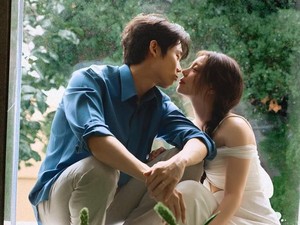 Ailee & Choi Si Hun Lovey Dovey di Foto Pre Wedding