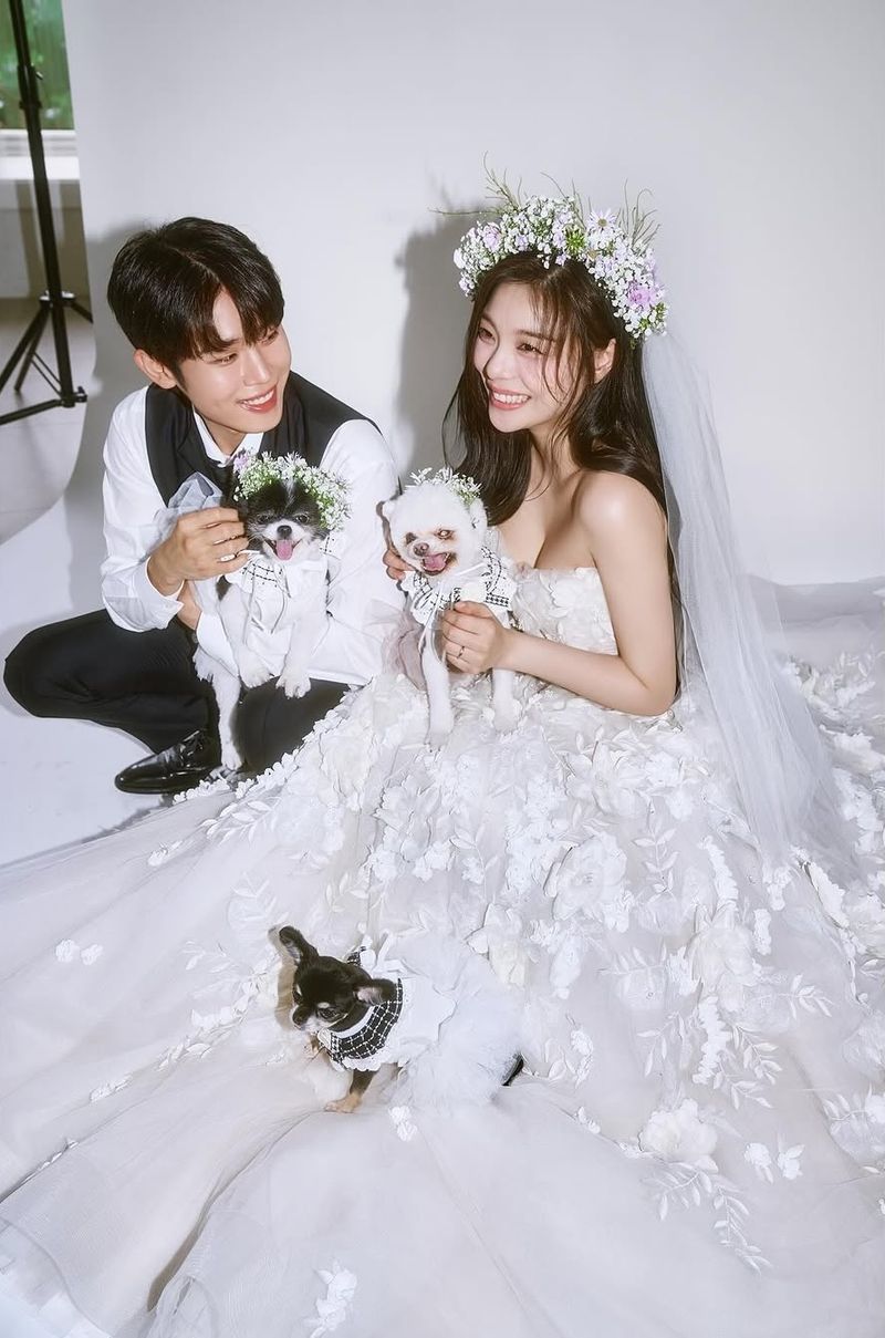 Foto pre-wedding Ailee & Choi Si Hun.