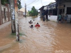 Sungai Dawe Meluap, Banjir Rendam Desa Mejobo Kudus