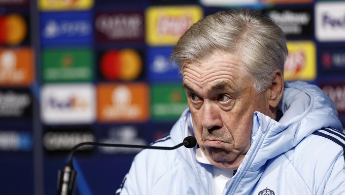 Soccer Football - Champions League - Real Madrid Press Conference - Stade de Roudourou, Guingamp, France - January 28, 2025 Real Madrid coach Carlo Ancelotti during the press conference REUTERS/Stephane Mahe