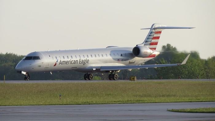 CRJ-700 American Airlines