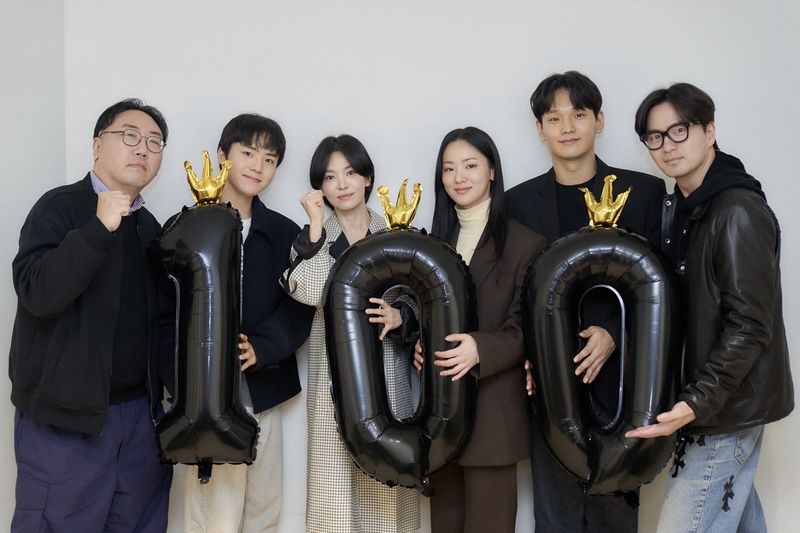 Film Dark Nuns meraih 1 juta penonton hanya dalam 6 hari setelah penayangannya.