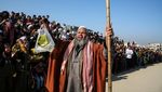 Foto Udara Warga Gaza Menyemut Saat Pembebasan Sandera Hamas