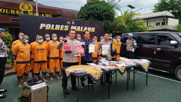 Jumpa pers ungkap kasus narkoba di Polres Malang