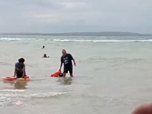 2 WNA Australia Selamat Usai Terombang-ambing dalam Yacht di Sumenep