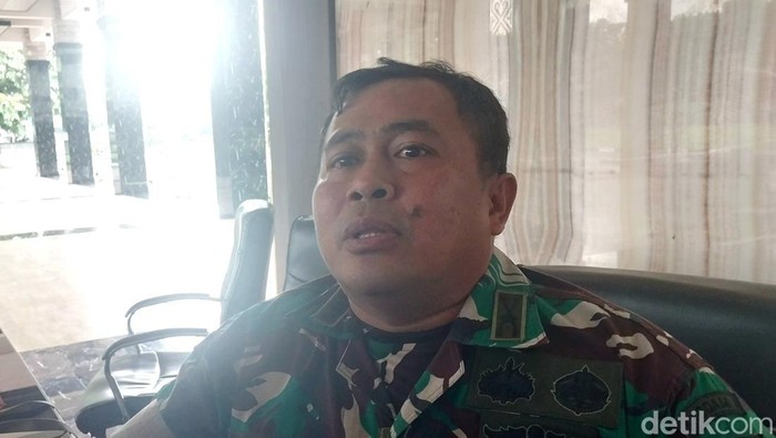 Kapendam I/BB Kolonel Inf Doddy saat konferensi pers. (Finta Rahyuni/detikSumut)