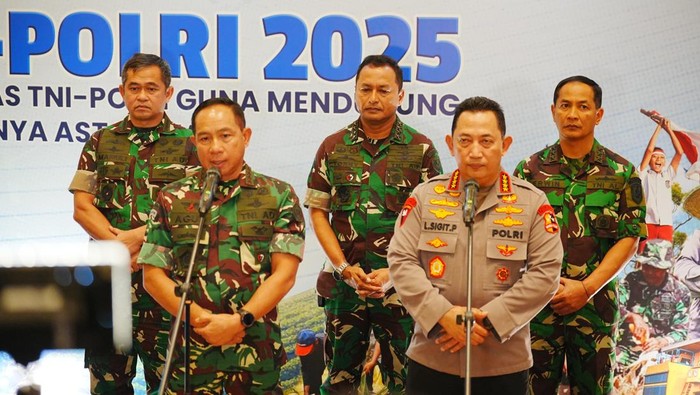 Kapolri dan Panglima TNI Doorstop di Rapim TNI-Polri, Kamis (30/1/2025) (dok. ist)