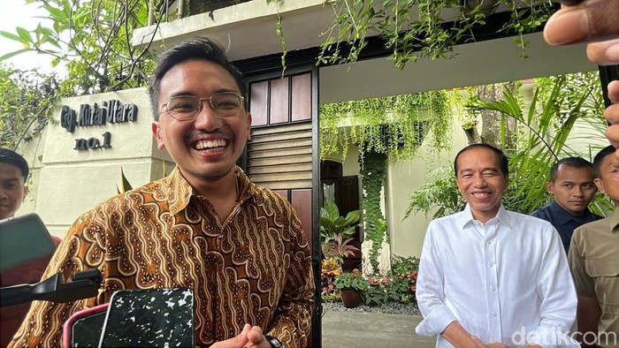 KGPAA Mangkunegara X menemui Jokowi di kediaman Sumber, Banjarsari, Solo, Kamis (30/1/2025).