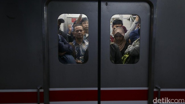 Yang Dirasa Para Anker Usai Jadwal Baru KRL Berlaku