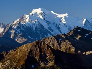 Salju Longsor di Pegunungan Alpen, 2 Orang Tewas