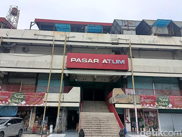 Pasar Atom Surabaya