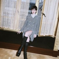 Go Yoon Jung mulai bergabung dalam keluarga Chanel tahun lalu. Hal itu ditandai dengan penampilannya sebagai tamu 2024/25 Cruise Collection show di Marseille,  pada Kamis (2/5/2024) waktu setempat. Foto: dok. Instagram @goyounjung