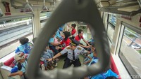 Kegiatan ini merupakan bentuk dukungan LRT Jabodebek terhadap program pemerintah dalam meningkatkan kesadaran akan pentingnya gizi seimbang sejak usia dini.