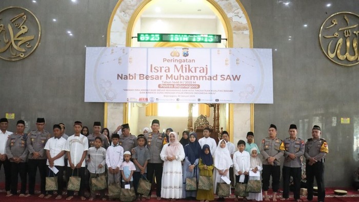 Polres Bojonegoro peringati Isra Miraj