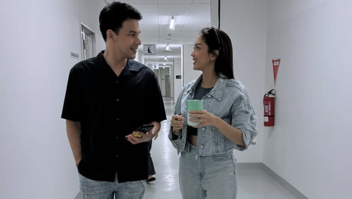 Ririn Dwi Ariyanti Makan-makan Bareng Jonathan Frizzy dan Sahabat