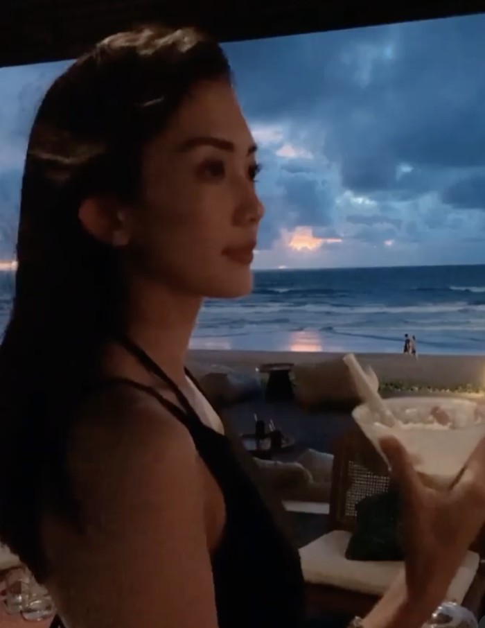 Ririn Dwi Ariyanti Makan-makan Bareng Jonathan Frizzy dan Sahabat
