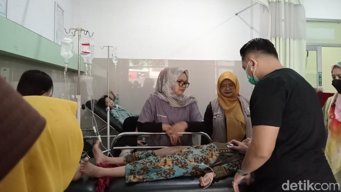Sekeluarga mengalami keracunan gegara konsumsi jamur liar di Garut