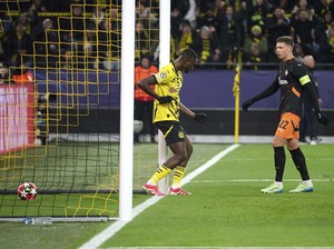 Top Skor Liga Champions: Lewandowski Disamai Guirassy