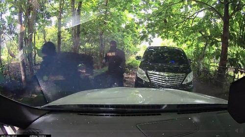 Tangkapan layar video viral geng Rusia saat merampok bule Ukraina di Bali. (Dok. Istimewa)