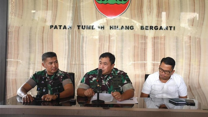 Kapendam I/BB Kolonel Inf Doddy saat konferensi pers. (Foto: Istimewa)