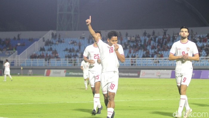 Toni Firmansyah cetak gol