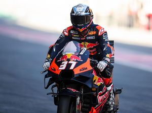 Sprint Race MotoGP Ceko 2025: Acosta Menggila, Salip Marquez